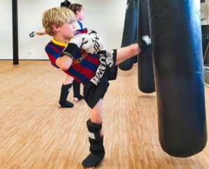 Kickboksen voor Kinderen bij Vechtsportschool in regio Rijswijk - Delft - Den Haag
